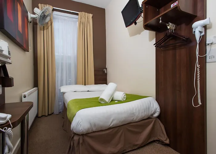 Marble Arch Inn
